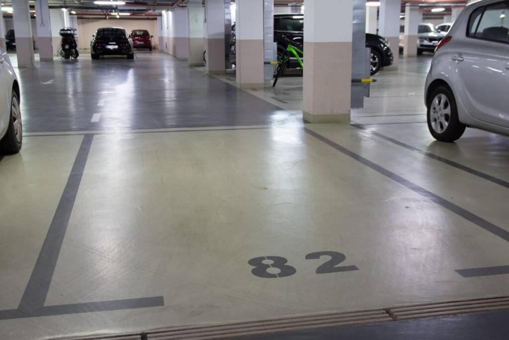 A Blok New Modern - Free Garage Parking, Comfortable, Quiet With A Park View Belgrade Exterior photo